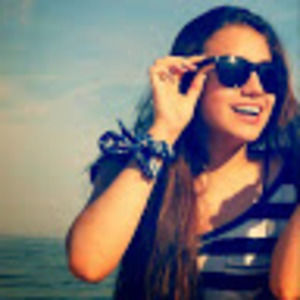 Meet your Posher, Isabella